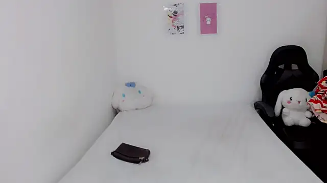 Youlittlepervertt  online show from 02/05/25, 11:55