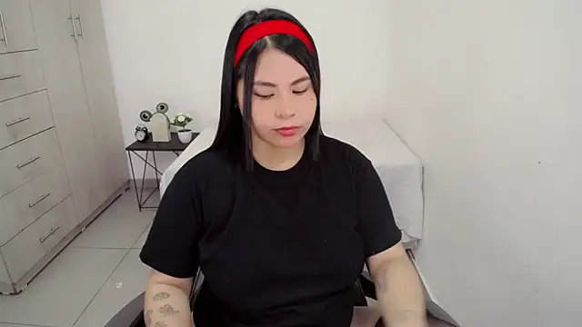 Youlittlepervertt  online show from 02/11/26, 06:35