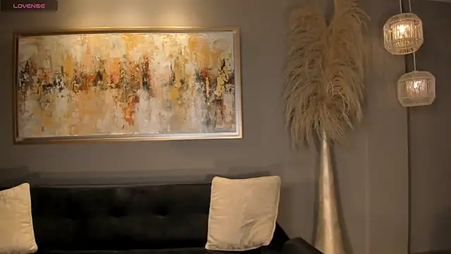 Snapshot of MariamRivera_ chatting on 02/20/25, 09:55 MariamRivera online show from 02/20/25, 09:55