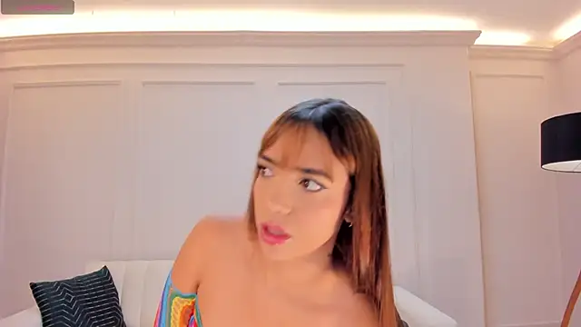 Snapshot of MariamRivera_ chatting on 03/09/25, 11:46 MariamRivera online show from 03/09/25, 11:46