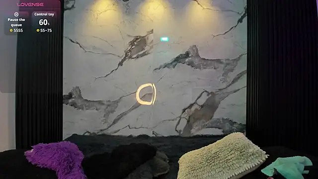 Darnellqueen online show from 11/28/25, 04:26