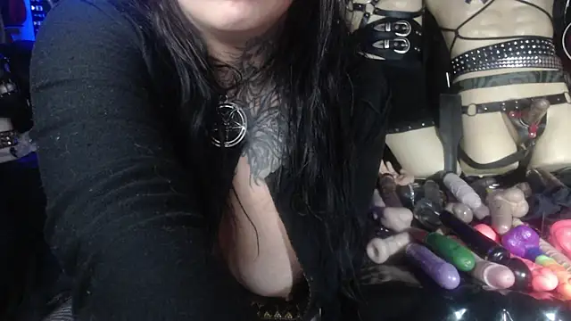 Snapshot of Astartexxx chatting on 09/28/25, 10:42 Astartexxx online show from 09/28/25, 10:42