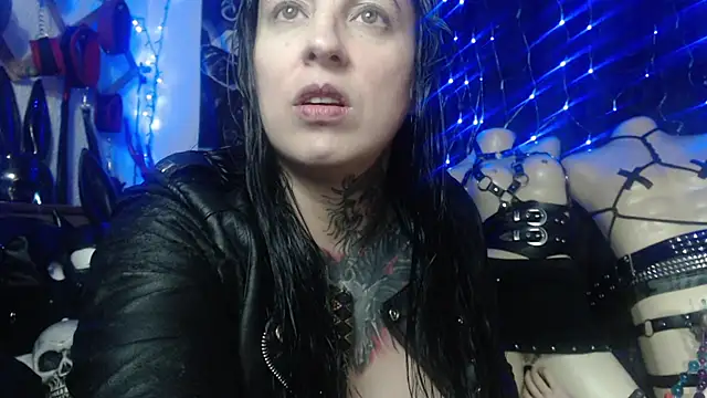 Snapshot of Astartexxx chatting on 10/23/25, 04:56 Astartexxx online show from 10/23/25, 04:56