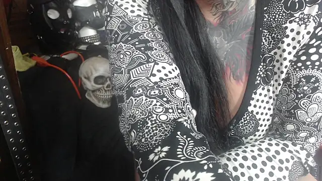 Snapshot of Astartexxx chatting on 01/11/26, 10:15 Astartexxx online show from 01/11/26, 10:15