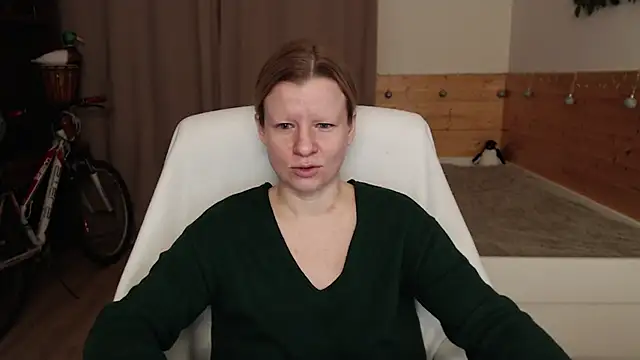 Snapshot of Exponent_5 chatting on 12/03/24, 02:16 Exponent 5 online show from 12/03/24, 02:16