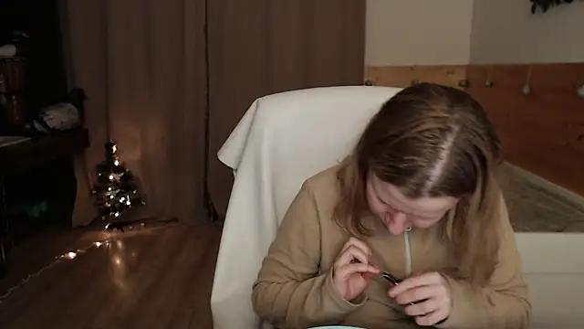 Snapshot of Exponent_5 chatting on 12/27/24, 08:28 Exponent 5 online show from 12/27/24, 08:28