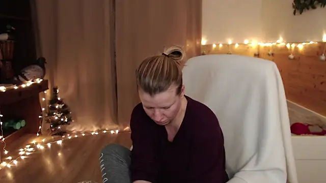 Snapshot of Exponent_5 chatting on 01/01/25, 03:34 Exponent 5 online show from 01/01/25, 03:34