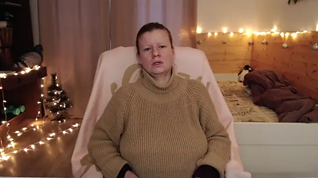 Snapshot of Exponent_5 chatting on 01/09/25, 08:03 Exponent 5 online show from 01/09/25, 08:03