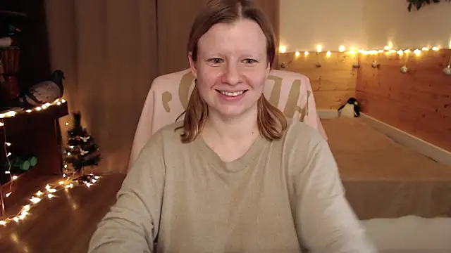 Snapshot of Exponent_5 chatting on 02/03/25, 07:42 Exponent 5 online show from 02/03/25, 07:42