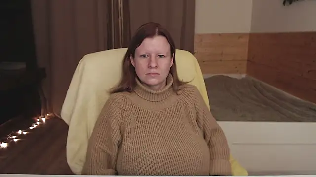 Snapshot of Exponent_5 chatting on 02/27/25, 05:58 Exponent 5 online show from 02/27/25, 05:58