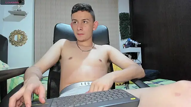 Christ Miller3 online show from 03/22/25, 02:16