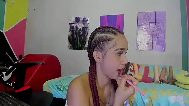 MarianaManzur online show from 02/07/25, 08:20