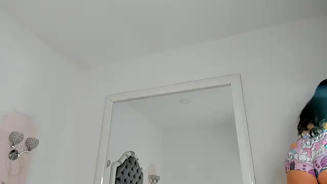 Valentina Ross  online show from 02/20/26, 12:05