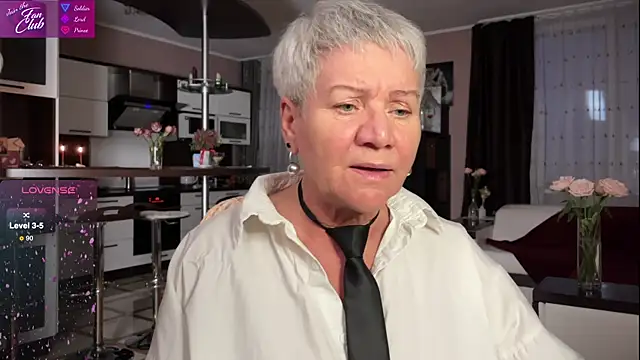 roxana brooks online show from 03/05/25, 04:02