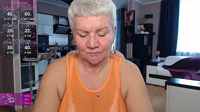 roxana brooks online show from 02/17/26, 02:02