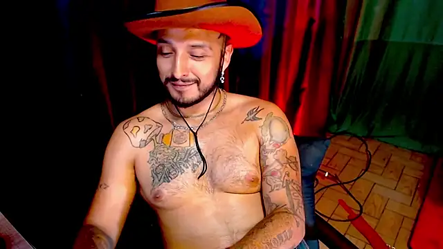 Snapshot of KenllyH chatting on 02/06/25, 01:49 KenllyH online show from 02/06/25, 01:49