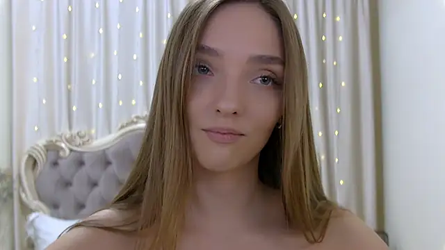 VirginieCruz online show from 02/09/25, 10:32