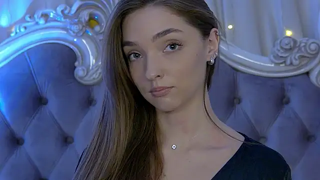 VirginieCruz online show from 03/03/25, 01:42