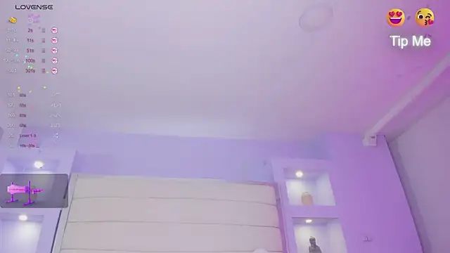 Isabella Daniell online show from 03/01/25, 06:57