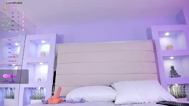 Isabella Daniell online show from 09/16/25, 03:51