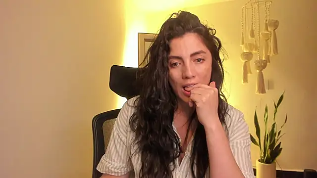 Mala Bad online show from 01/15/25, 02:24