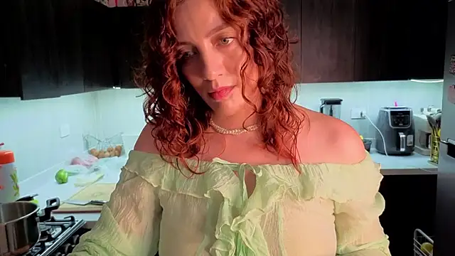 Mala Bad online show from 05/06/26, 02:44