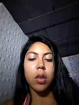 leah passion online show from 12/09/24, 06:25