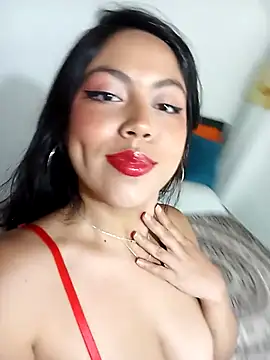 leah passion online show from 09/12/25, 07:58