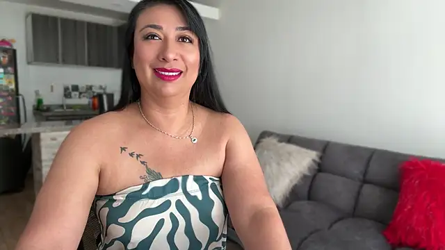 Karina Yang online show from 04/14/26, 06:03