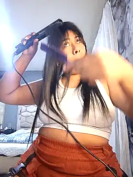 Snapshot of patty_bersh chatting on 12/17/25, 12:27 patty bersh online show from 12/17/25, 12:27