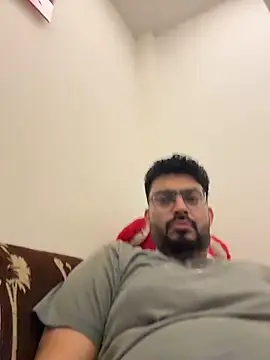 Snapshot of hot_rajat chatting on 05/13/26, 04:15 hot rajat online show from 05/13/26, 04:15