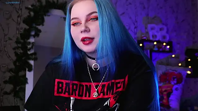 Snapshot of Moon_Valkyrie chatting on 01/27/25, 08:40 Moon Valkyrie online show from 01/27/25, 08:40