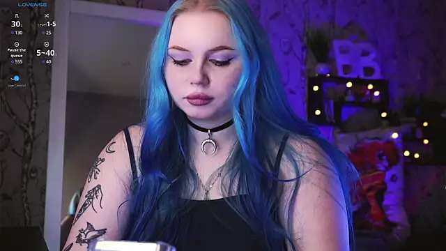 Snapshot of Moon_Valkyrie chatting on 02/03/25, 12:14 Moon Valkyrie online show from 02/03/25, 12:14