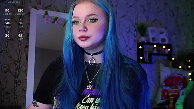 Snapshot of Moon_Valkyrie chatting on 02/20/25, 10:37 Moon Valkyrie online show from 02/20/25, 10:37