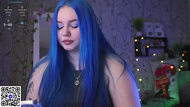 Snapshot of Moon_Valkyrie chatting on 03/14/25, 09:14 Moon Valkyrie online show from 03/14/25, 09:14