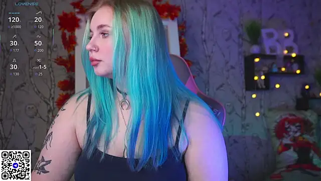 Snapshot of Moon_Valkyrie chatting on 09/10/25, 10:15 Moon Valkyrie online show from 09/10/25, 10:15