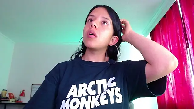 Snapshot of VALERY_MEER chatting on 01/15/26, 12:54 VALERY MEER online show from 01/15/26, 12:54