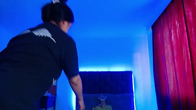 Snapshot of VALERY_MEER chatting on 02/12/26, 12:33 VALERY MEER online show from 02/12/26, 12:33