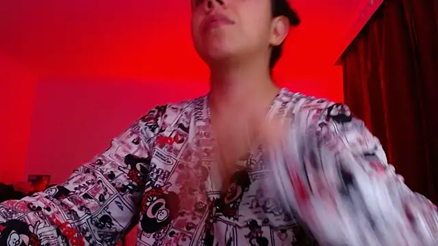 Snapshot of VALERY_MEER chatting on 03/16/26, 01:55 VALERY MEER online show from 03/16/26, 01:55