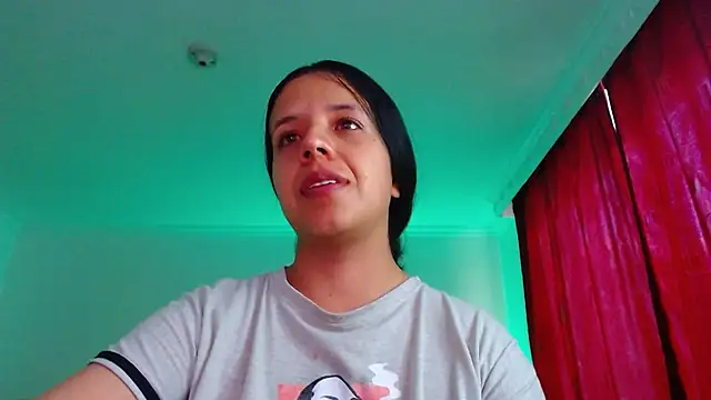 Snapshot of VALERY_MEER chatting on 03/25/26, 11:38 VALERY MEER online show from 03/25/26, 11:38