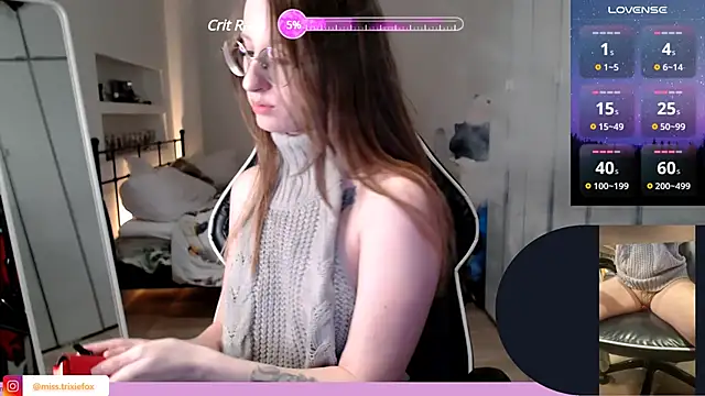 Snapshot of misstrixiefox chatting on 03/20/25, 02:10 misstrixiefox online show from 03/20/25, 02:10