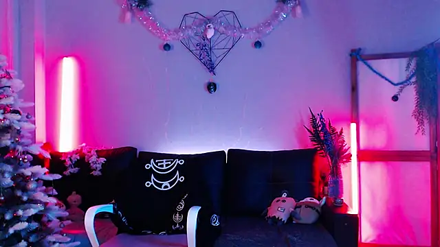 Wildorchid  online show from 01/12/25, 05:03
