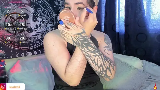 Lexxxxx  online show from 10/31/25, 09:05