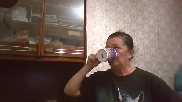 GypsiQueen2 online show from 09/27/25, 07:52