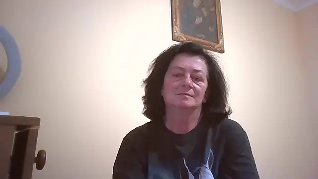 GypsiQueen2 online show from 05/11/26, 05:32