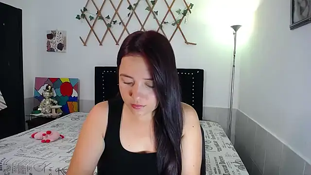 naughty girl 4u online show from 06/23/26, 07:50