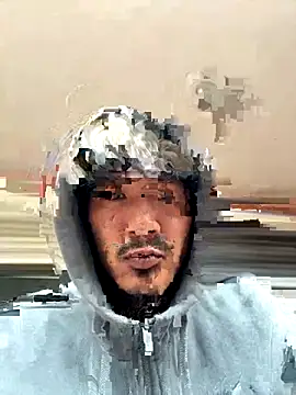 Snapshot of juniiorre chatting on 09/13/25, 10:37 juniiorre online show from 09/13/25, 10:37