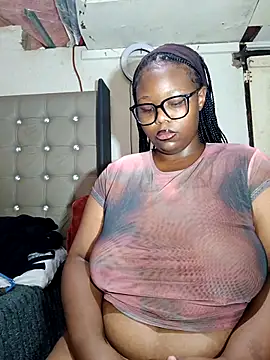 Aaaliyah445 online show from 03/03/26, 06:41