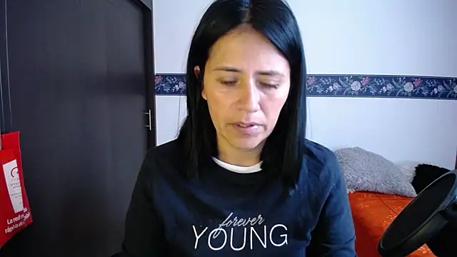 sharoon cheerry online show from 10/08/25, 12:03