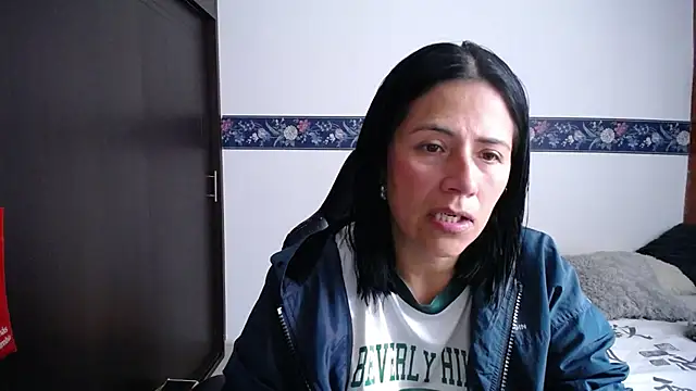 sharoon cheerry online show from 10/29/25, 03:03